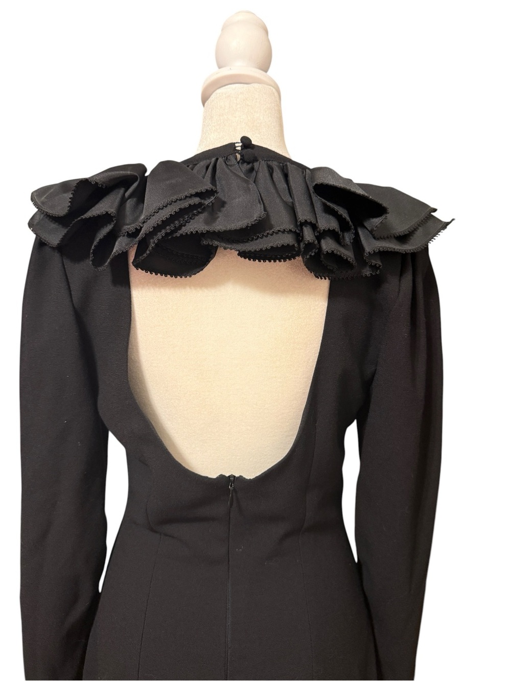 Vintage Lorraine Beauchamp Daymor Black Wool Open Back Ruffle Cocktail Dress - Picture 5 of 8